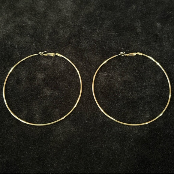 KOHL’S Gold Plated Large Thin Dangle Round Circle Hoop Earrings - Picture 1 of 6